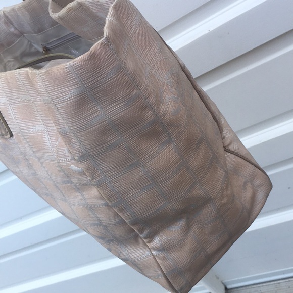 Authentic Chanel Travel Line Tote in good condition with pouch - Picture 8 of 15